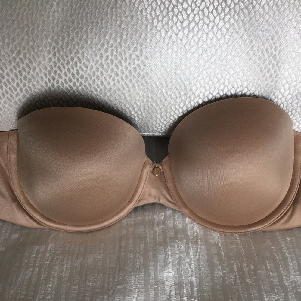 Victoria Secret strapless nude bra 32D
